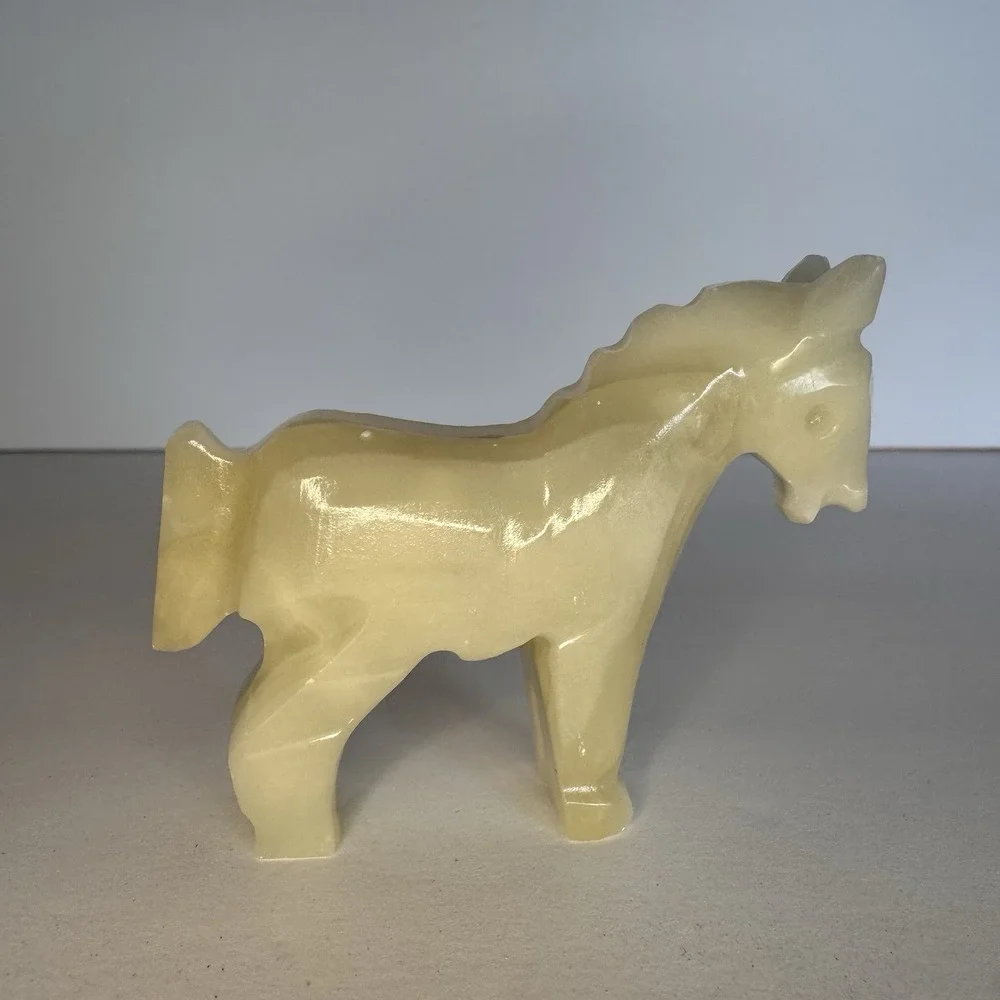Hand Carved Possibly Onyx or Calcite Solid Stone Horse Figurine 3